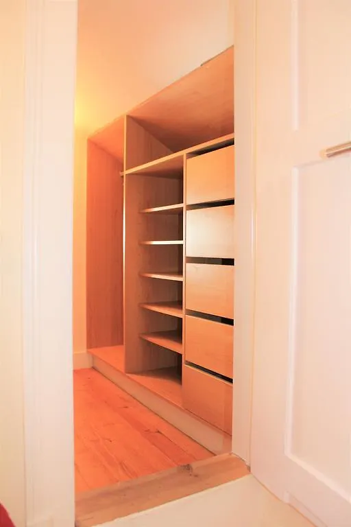 Charming Duplex- Principe Real Apartman Lisboa