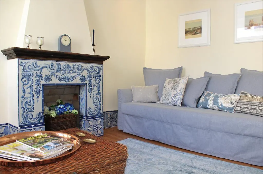 Appartement Charming Duplex- Principe Real à Lisboa